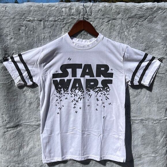 EUC Star Wars T Shirt Size Small - Picture 1 of 5